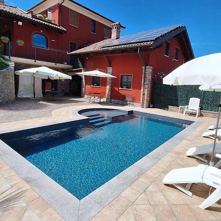 Villa Laura B&B Fossano Bagian luar foto