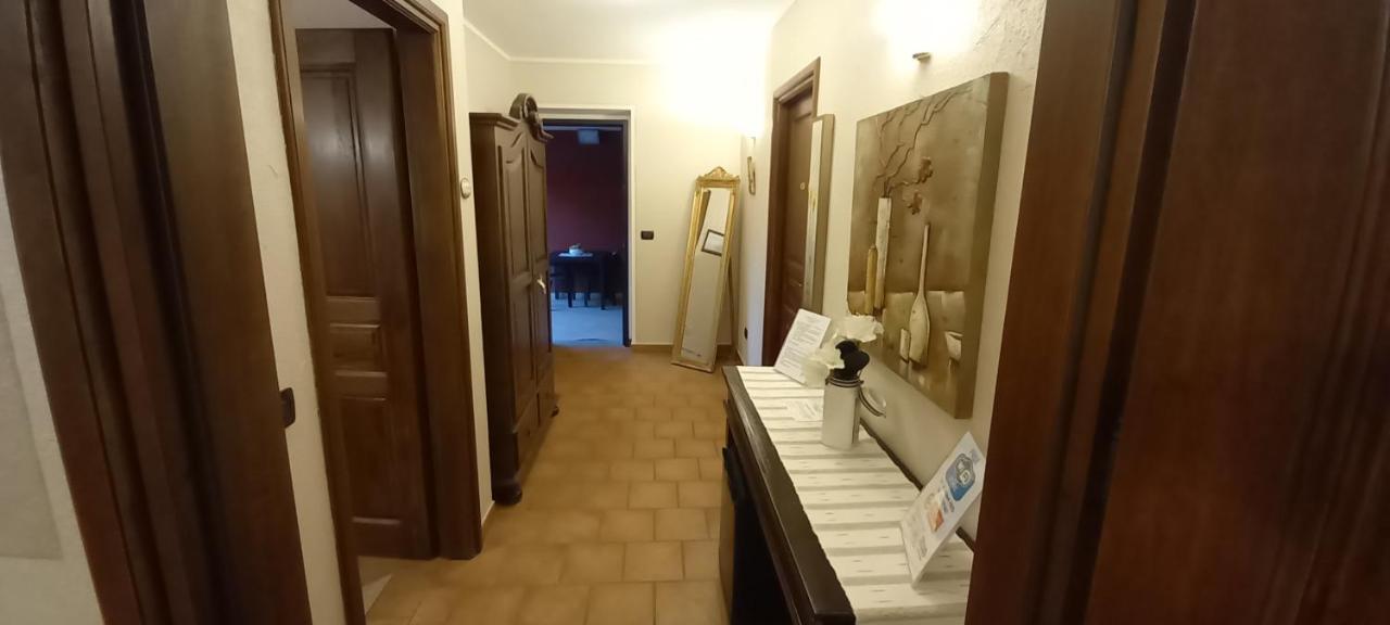 Villa Laura B&B Fossano Bagian luar foto