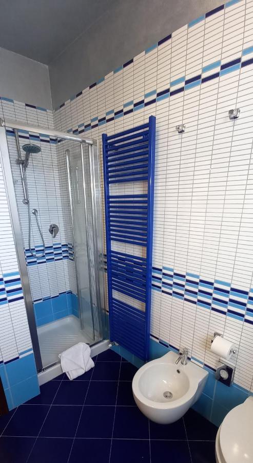 Villa Laura B&B Fossano Bagian luar foto