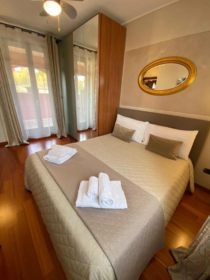 Villa Laura B&B Fossano Bagian luar foto