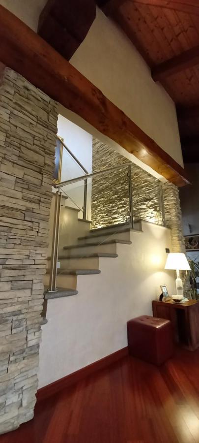 Villa Laura B&B Fossano Bagian luar foto